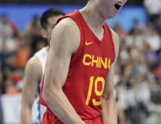 168娱乐-崔永熙将报名参加NBA选秀