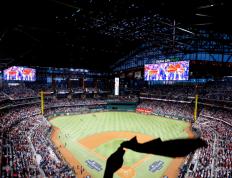 168娱乐-MLB赛场上的「牛马大战」，德州内战缘何成为宿命对决