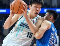 168娱乐-杨瀚森冲击NBA会成功吗？苏群给出答案，刘维伟的担心太正确了