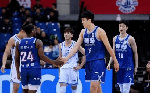 168娱乐-NBA高管现场考察，杨瀚森惨遭余嘉豪压制！对潜力新星外界切莫过度“捧杀”